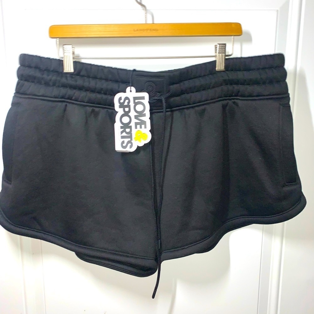 Love & sports women’s black shorts size 20 new with tags